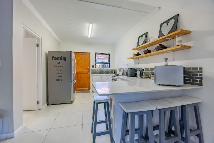 3 Bedroom Property for Sale in Belgravia Western Cape